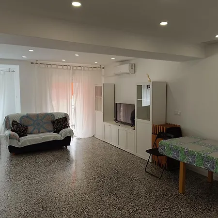 Flor De Loto Apartment Gandia